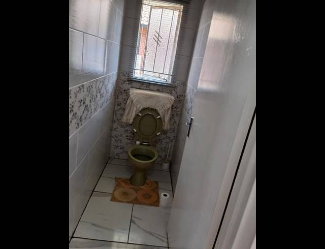 3 BEDROOM HOUSE FOR SALE IN PROTEA GLEN